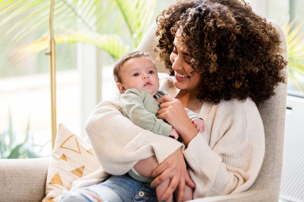 breastfeeding tips for new moms